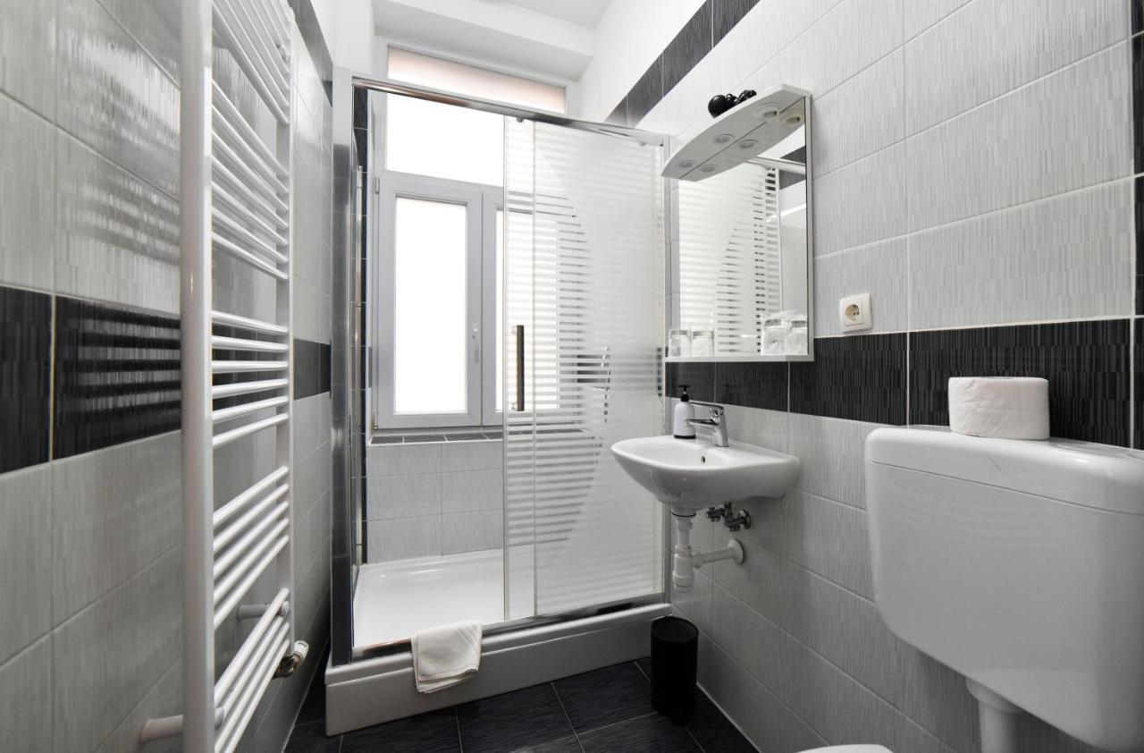 Virtus Apartments And Rooms With Free Private Parking Zagreb Exteriör bild