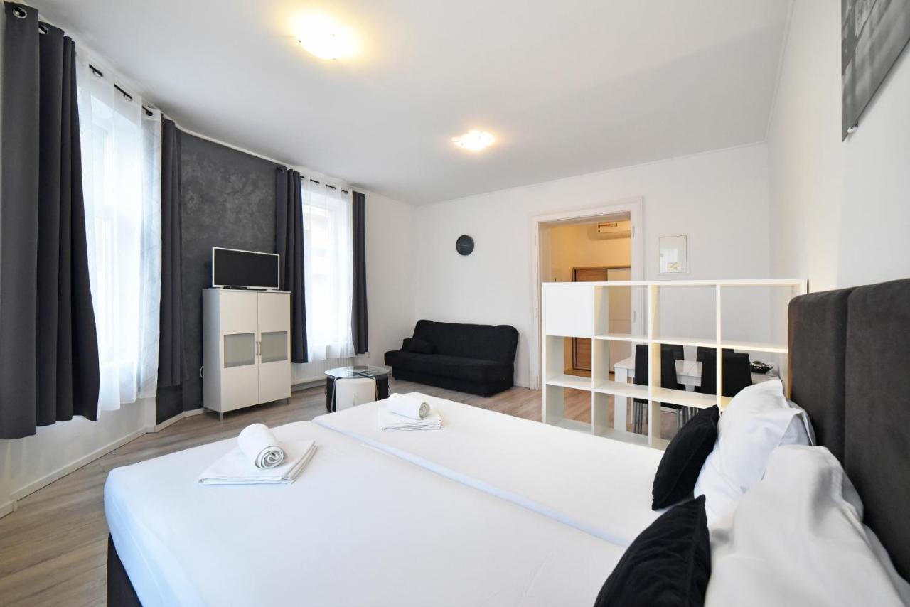 Virtus Apartments And Rooms With Free Private Parking Zagreb Exteriör bild