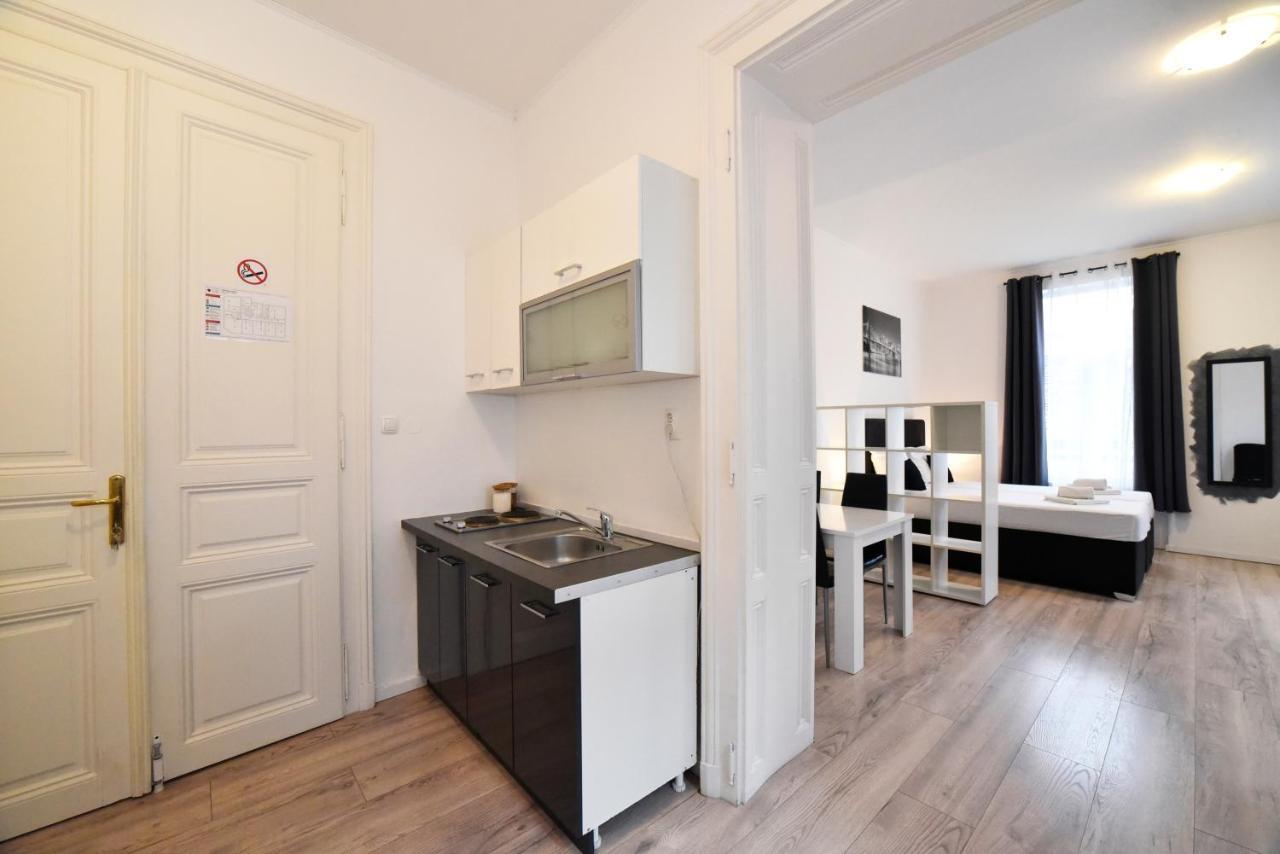 Virtus Apartments And Rooms With Free Private Parking Zagreb Exteriör bild