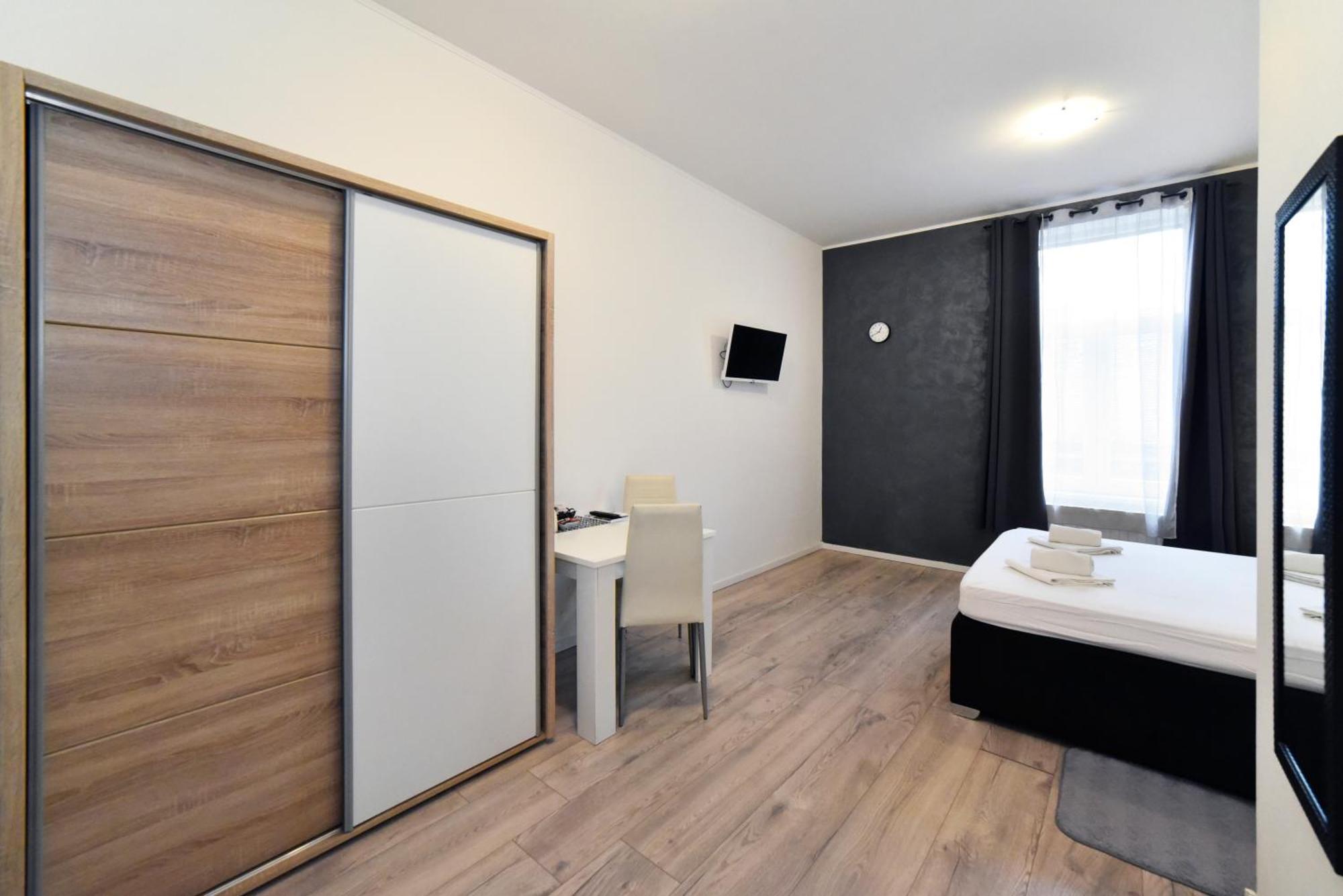Virtus Apartments And Rooms With Free Private Parking Zagreb Exteriör bild