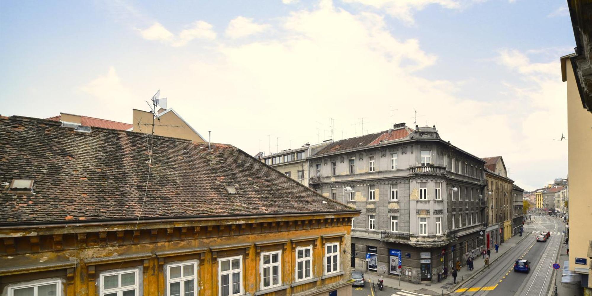 Virtus Apartments And Rooms With Free Private Parking Zagreb Exteriör bild